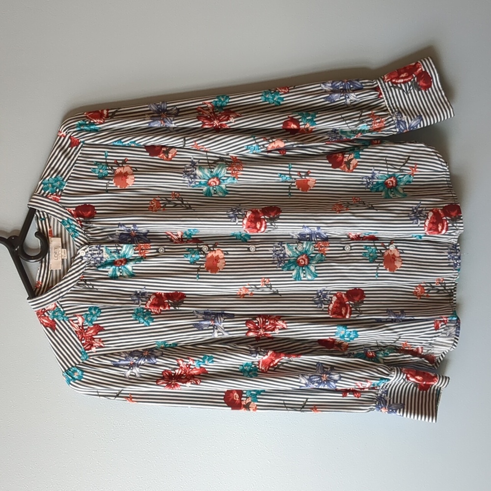 Loft Blue Striped Floral Printed Button Down Shirt Medium